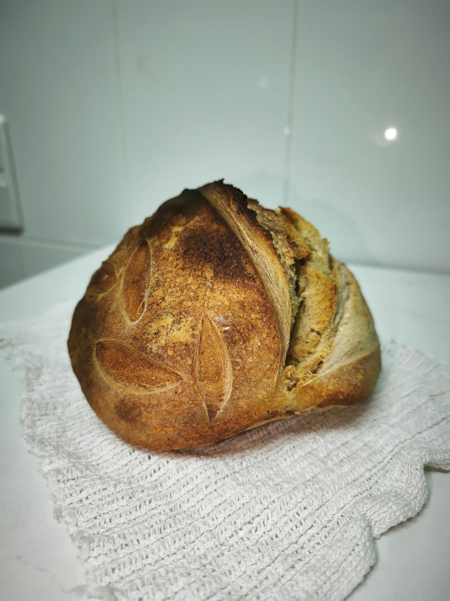 Pão Artesanal de Massa-mãe com Cerveja Preta
